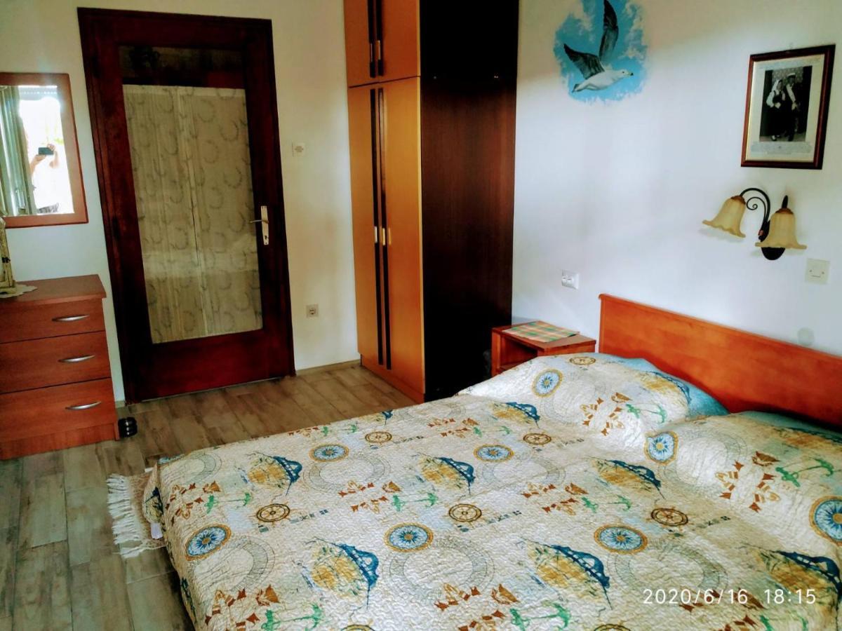 Apartments Maricic 200 Meters From The Beach Novi Vinodolski Extérieur photo