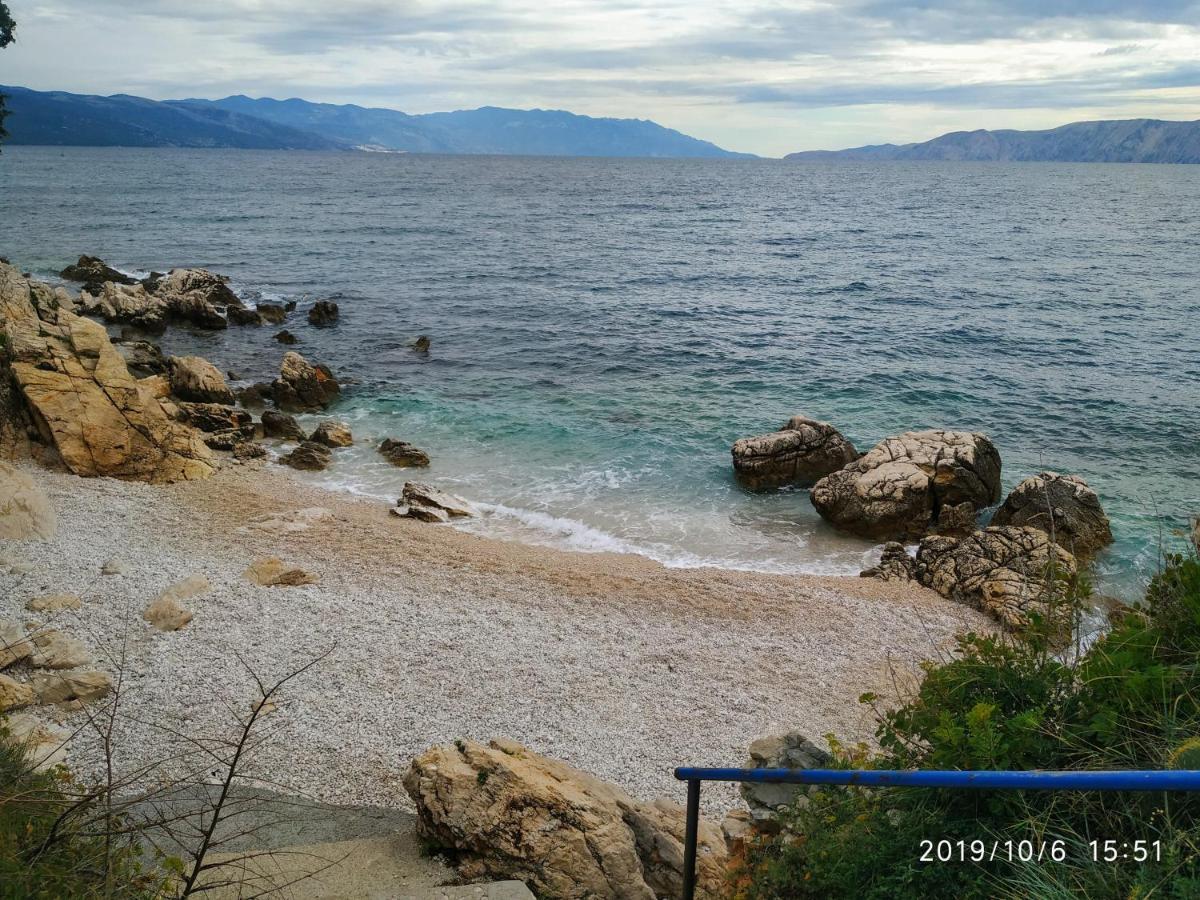 Apartments Maricic 200 Meters From The Beach Novi Vinodolski Extérieur photo